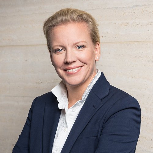 Anne Vins-Niethammer<br/>LL.M. (London) Anne Vins-Niethammer<br/>LL.M. (London)