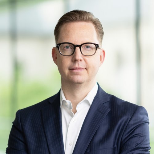 Dr. Barnim von den Steinen Dr. Barnim von den Steinen