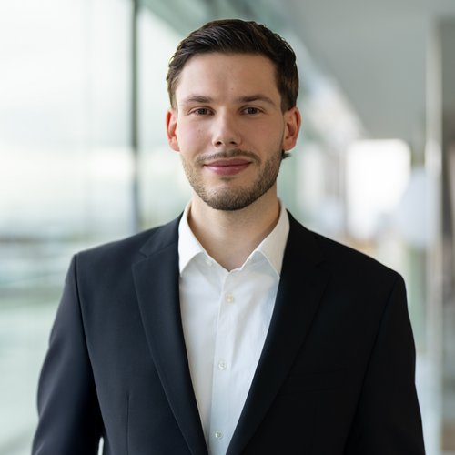 Maurice Niwek Maurice Niwek