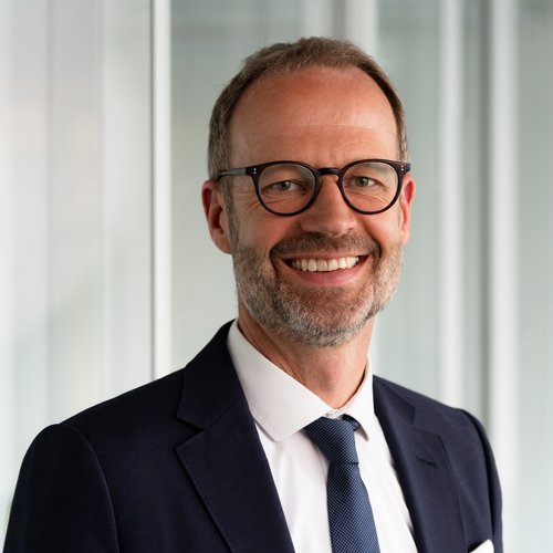 Florian Breitreiner Florian Breitreiner